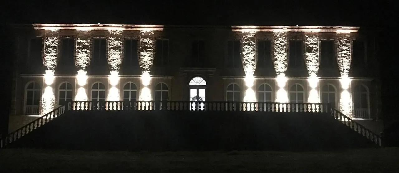 Chateau De Tauzies, The Originals Relais Gaillac Aparthotel