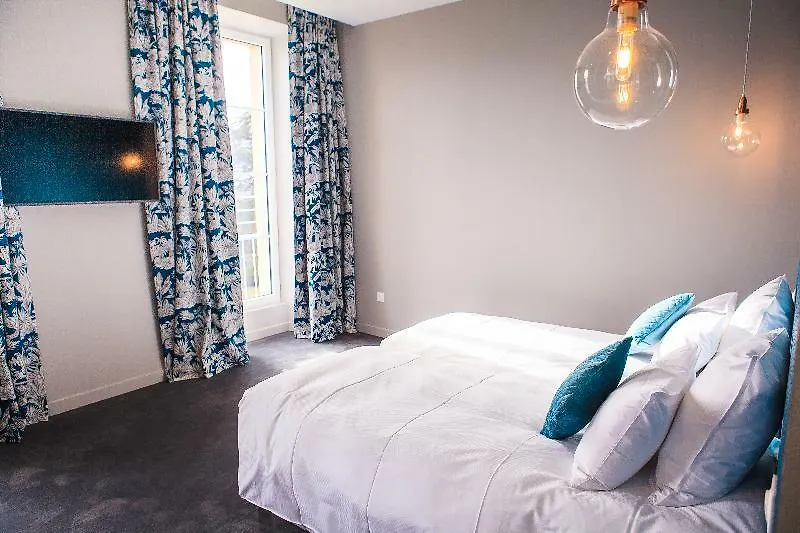 **** Aparthotel Chateau De Tauzies, The Originals Relais Gaillac France